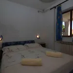Apartment And Nikol *