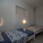 And Nikol Appartement